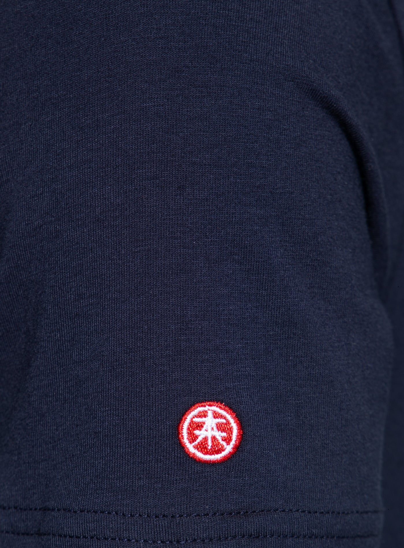 Basic Slim Fit T-Shirt V-Neck DEEP
