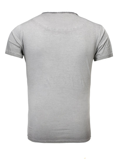 T-Shirt mit Front Druck in cooler Oil Waschung Skull Deluxe